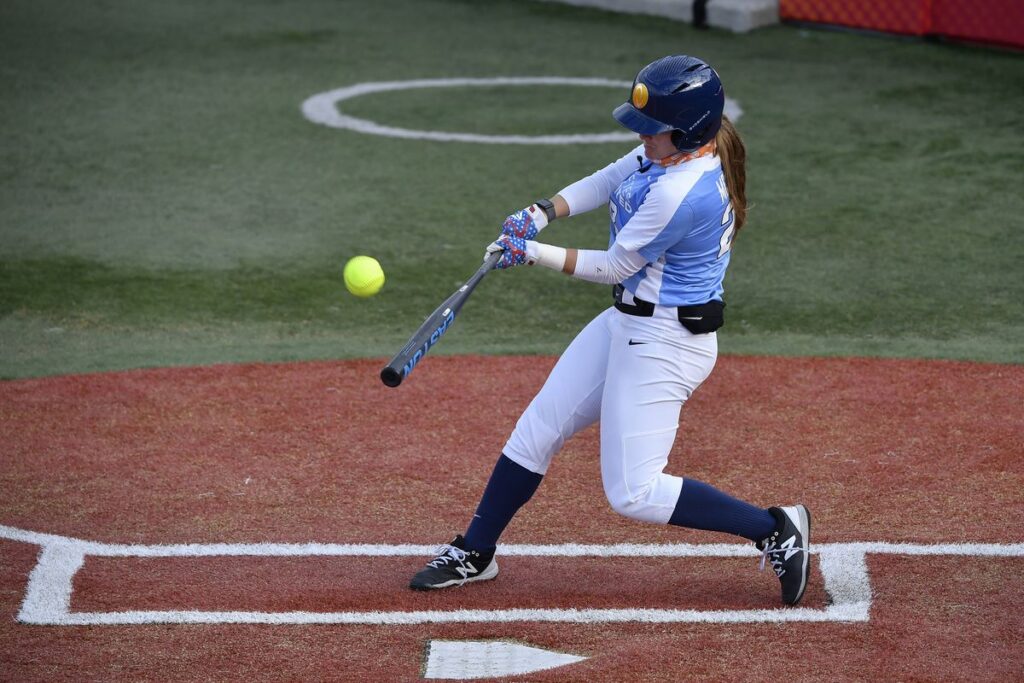 softball plays